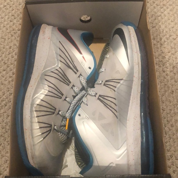 Nike Shoes - Nike Air Max Lebron X Low